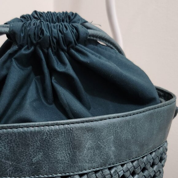 Fall SALE! Genuine Leather Crossbody - Picture 8 of 8